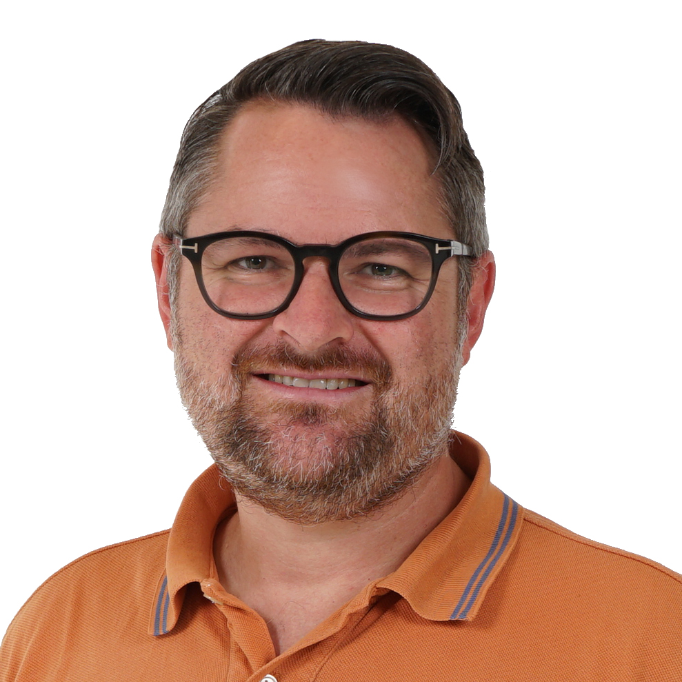 Portrait eines hali Vertriebsmitarbeiters vor weißem Hintergrund.
