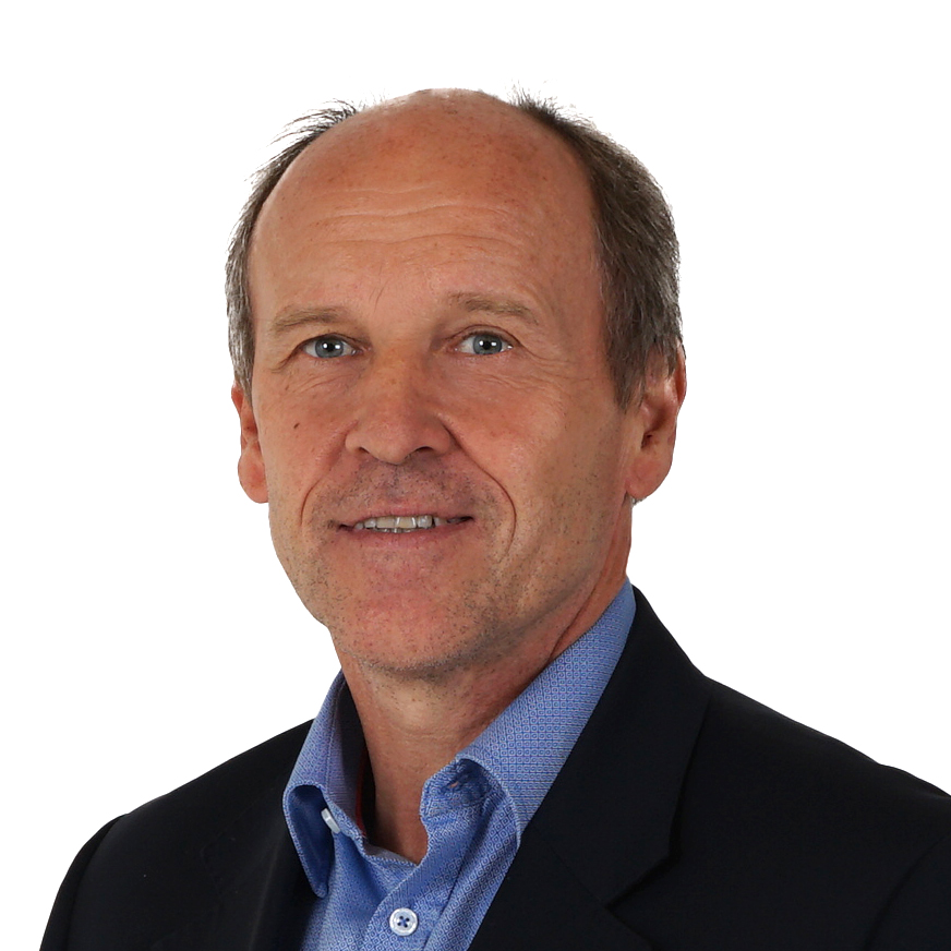 Portrait eines hali Vertriebsmitarbeiters vor weißem Hintergrund.